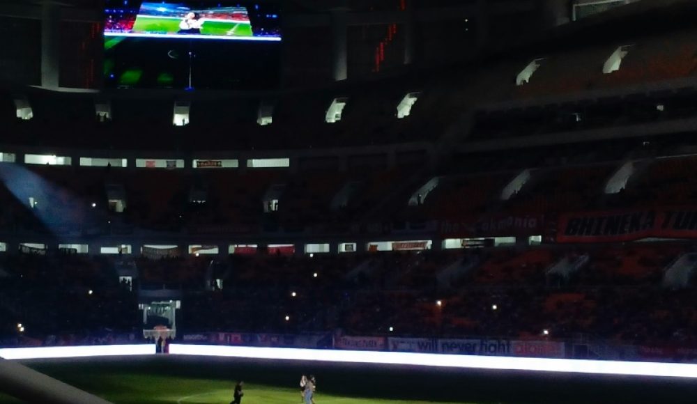 The Role of Sideline LED Displays in Football